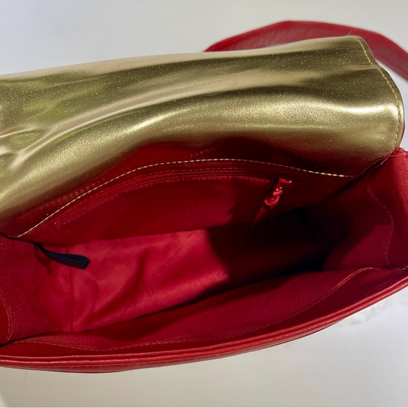 FRED HAYMAN Beverly Hills Crossbody Leather bag, flap over, Red - Picture 4 of 15